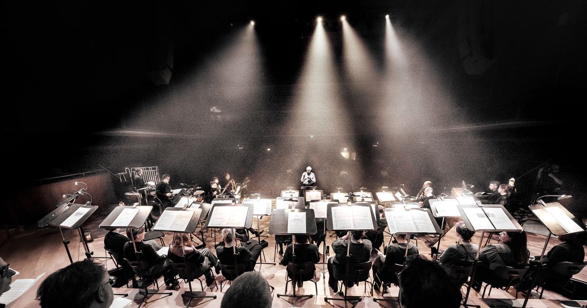 Vlaams Radiokoor: Xenakis & Scelsi — A living sound sculpture