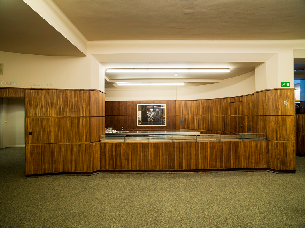 Lobby rez-de-chaussée