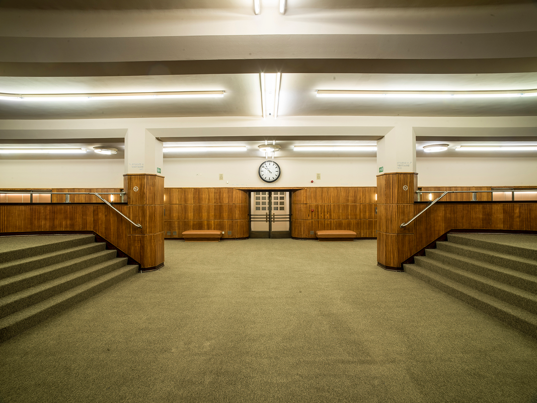 Lobby rez-de-chaussée